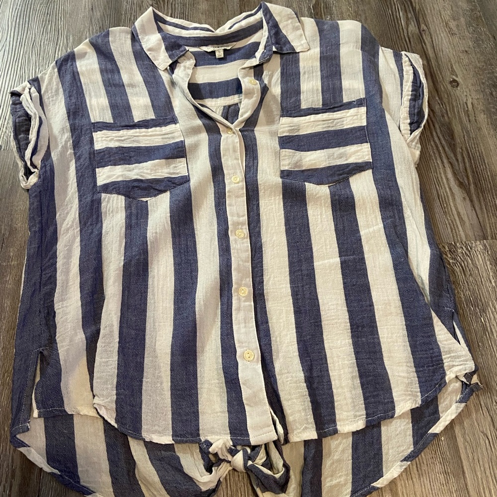 Lucky Brand Button Down Tee Size S